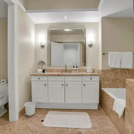 2 Bedroom Or King Studio Suites Four Seasons Hotel Miami Free Wi-Fi & Free Parking Exterior photo