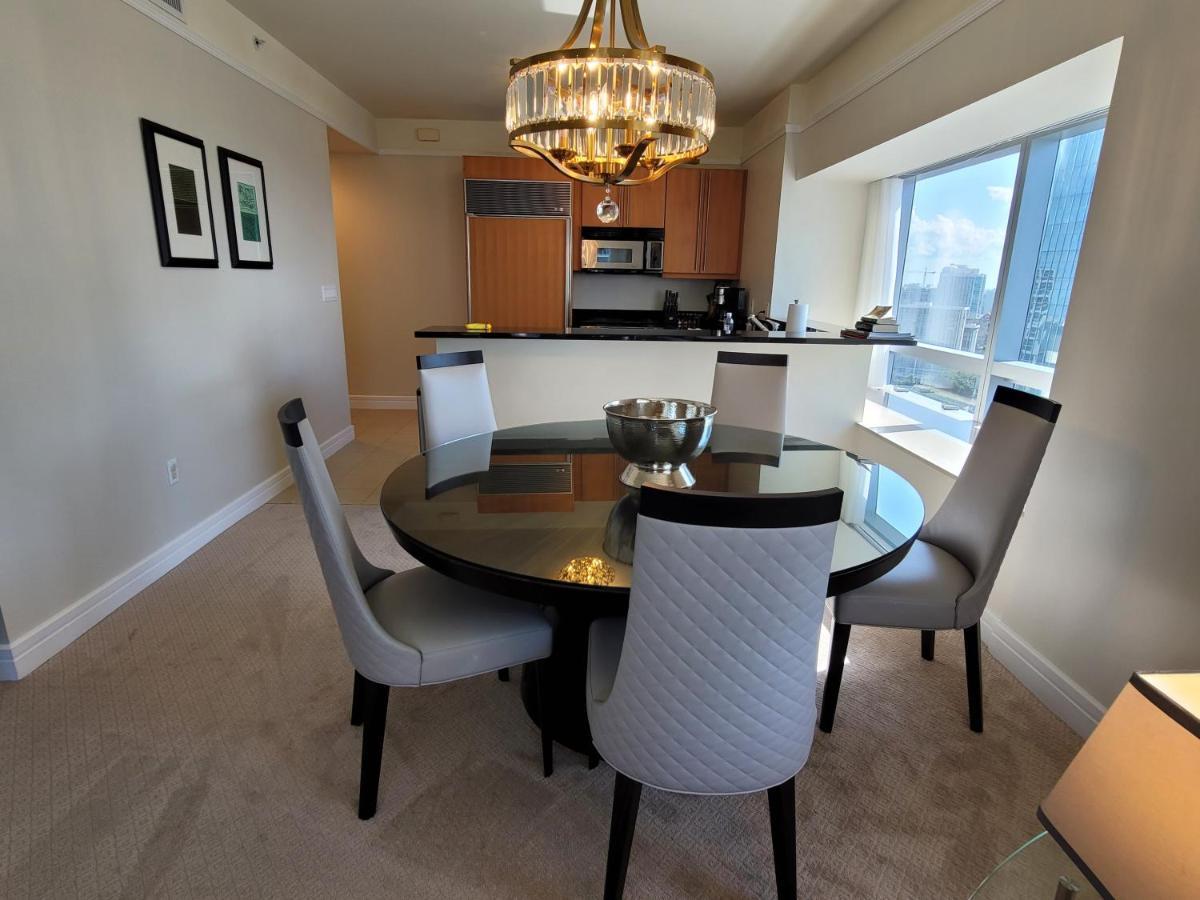 2 Bedroom Or King Four Seasons Free Wi-fi & Free Parking Apartment *