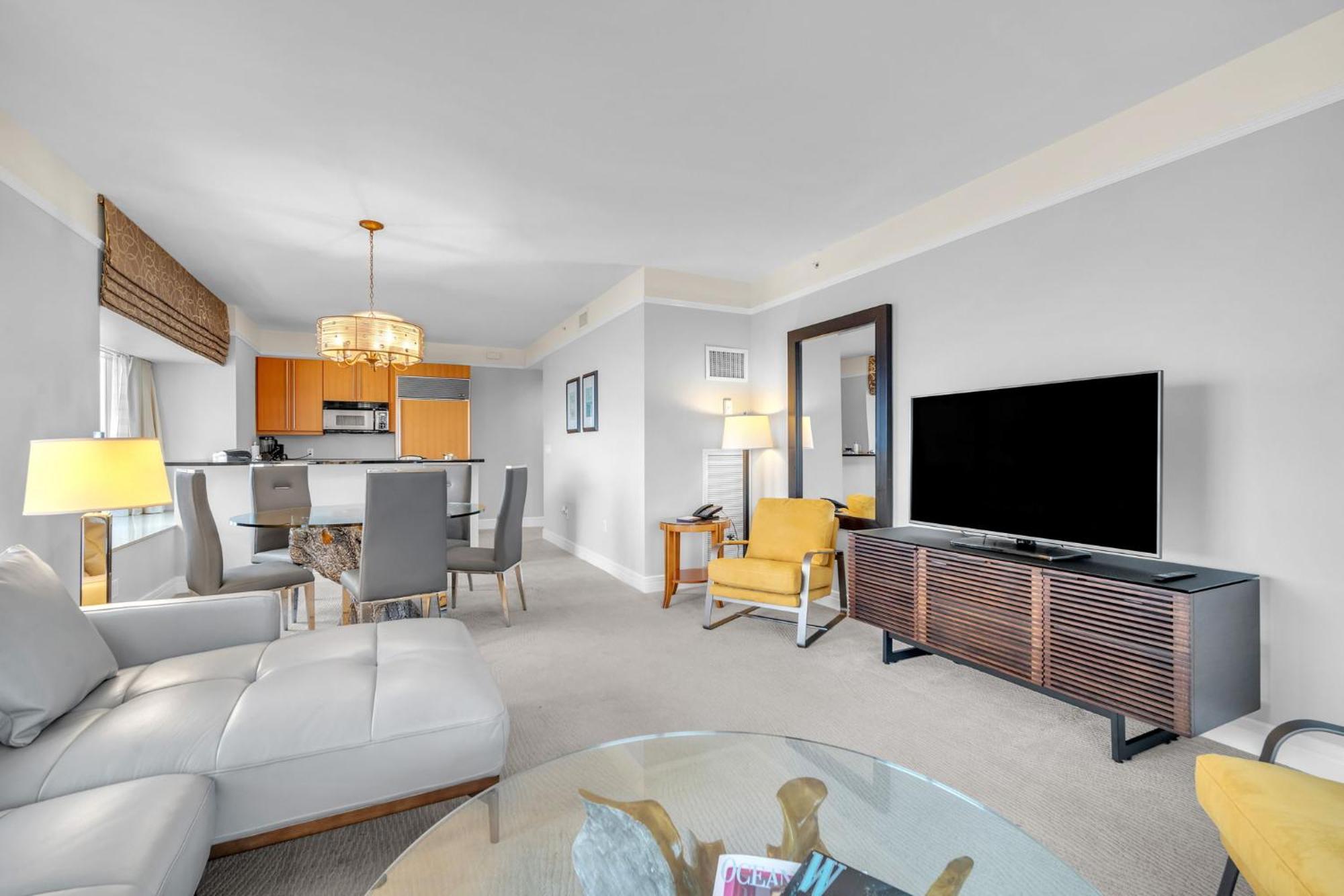 Apartment 2 Bedroom Or King Four Seasons Free Wi-fi & Free Parking *