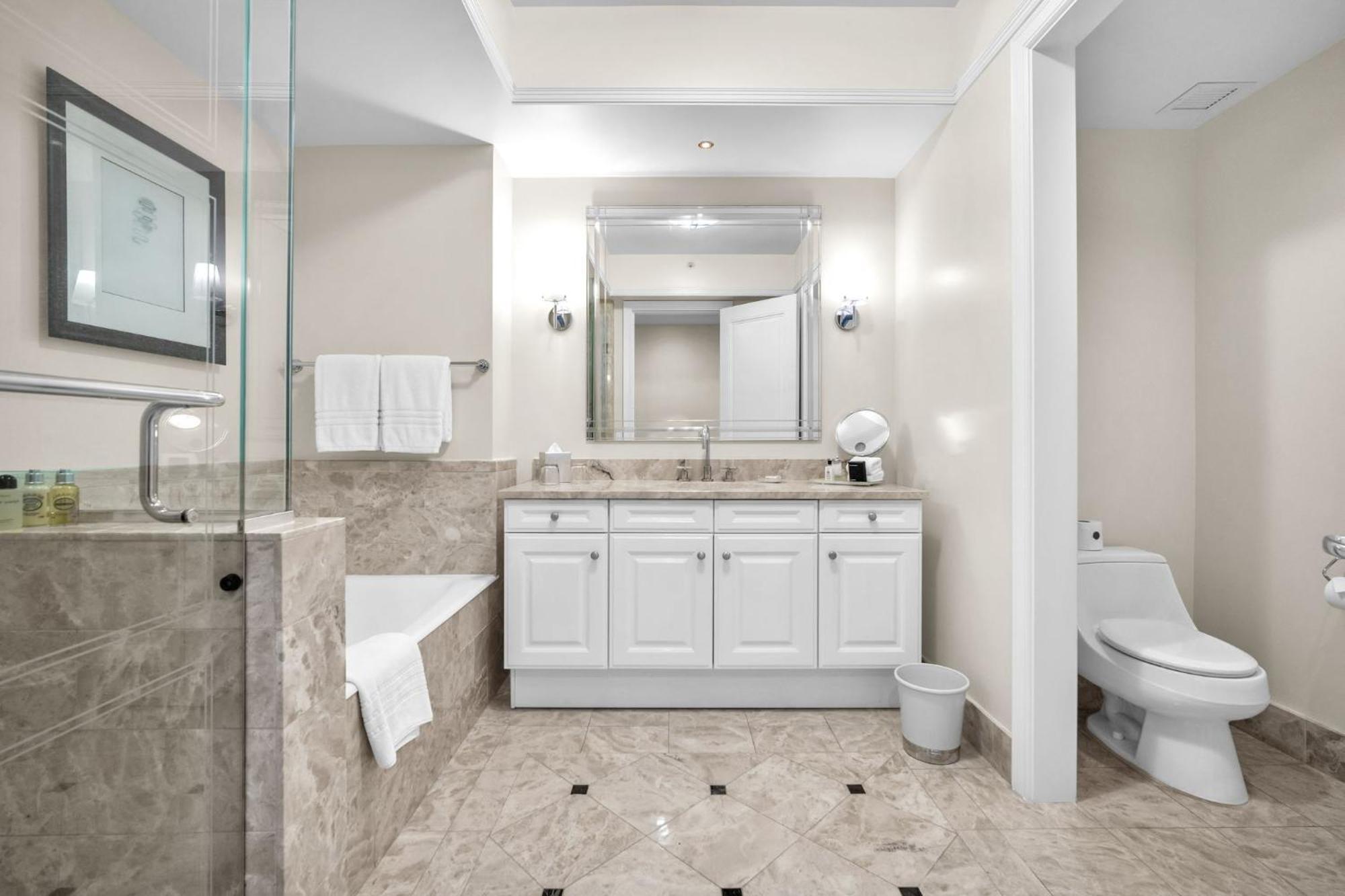 2 Bedroom Or King Four Seasons Free Wi-fi & Free Parking Miami