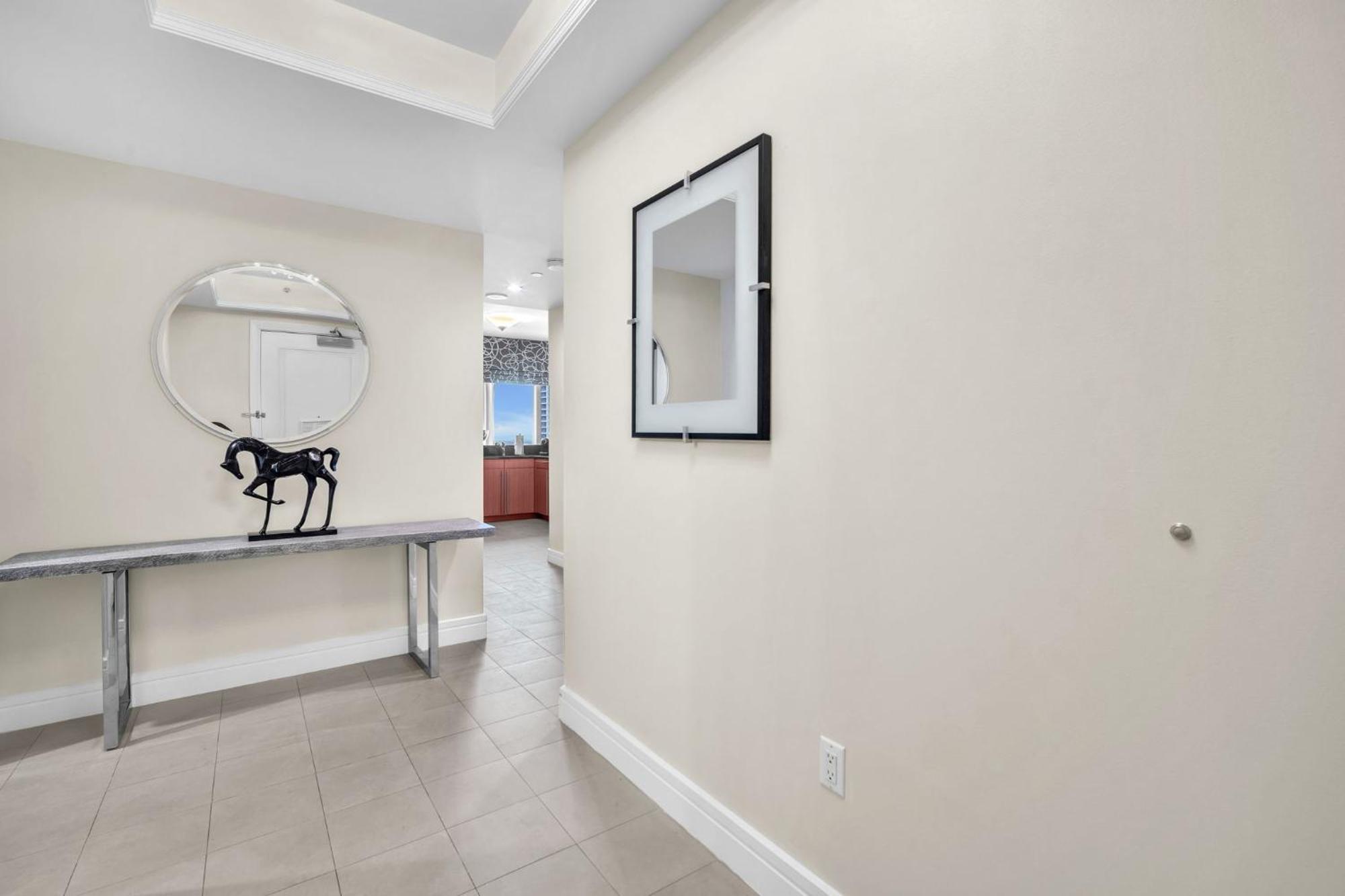 2 Bedroom Or King Four Seasons Free Wi-fi & Free Parking Apartment Miami