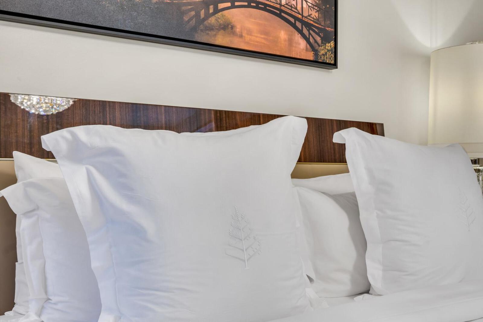 Apartment 2 Bedroom Or King Four Seasons Free Wi-fi & Free Parking *