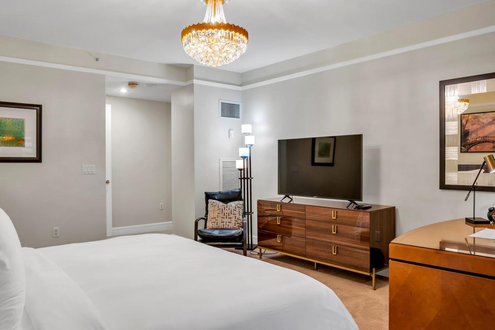 Apartment 2 Bedroom Or King Four Seasons Free Wi-fi & Free Parking *