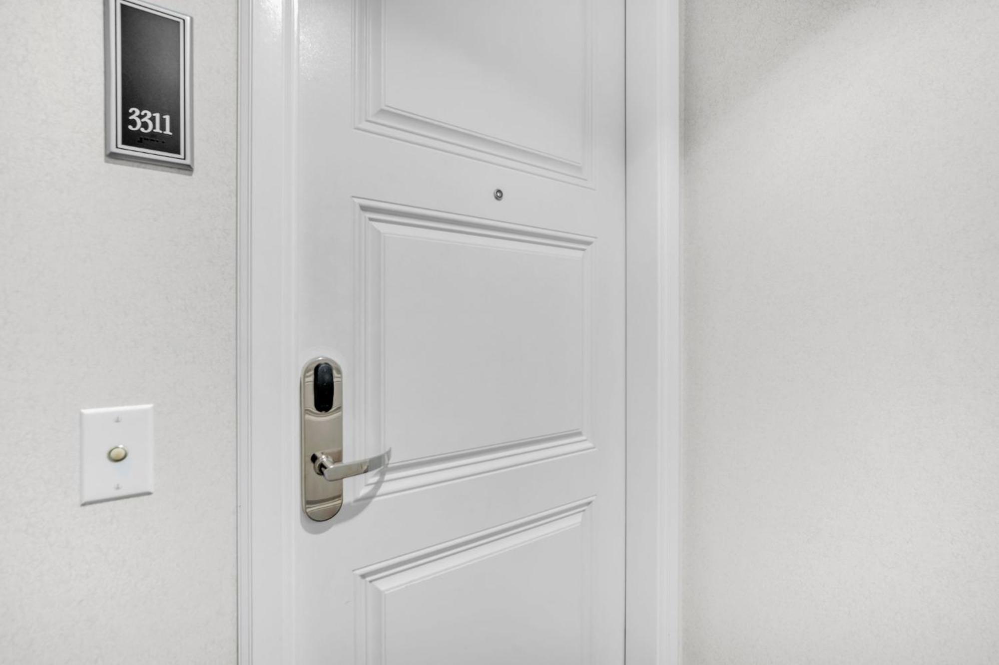 Apartment 2 Bedroom Or King Four Seasons Free Wi-fi & Free Parking Miami
