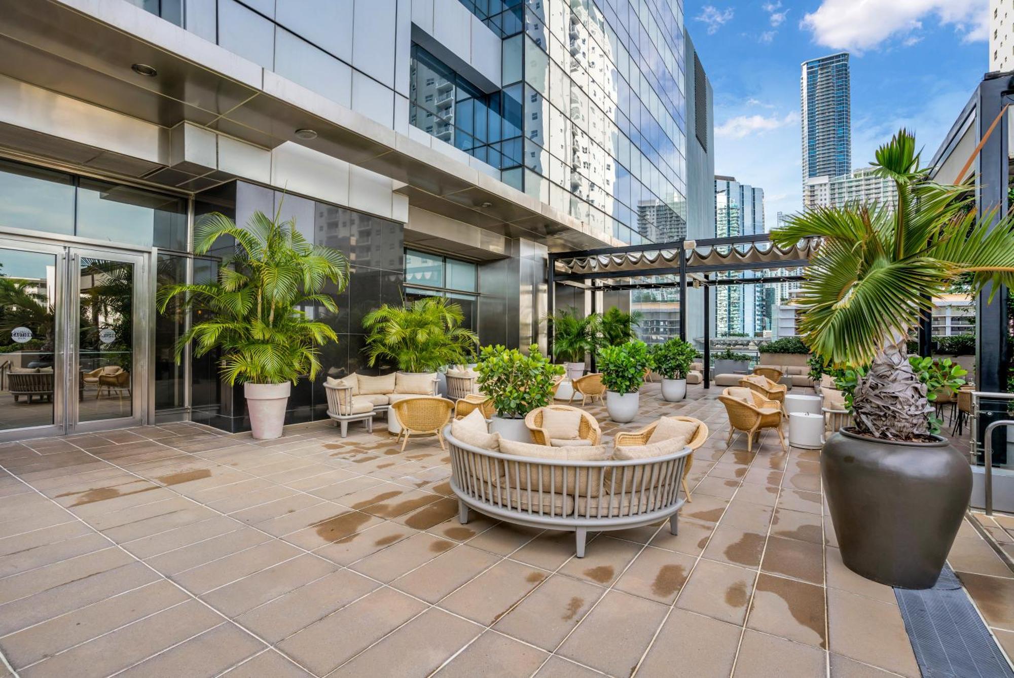 2 Bedroom Or King Four Seasons Free Wi-fi & Free Parking * Miami
