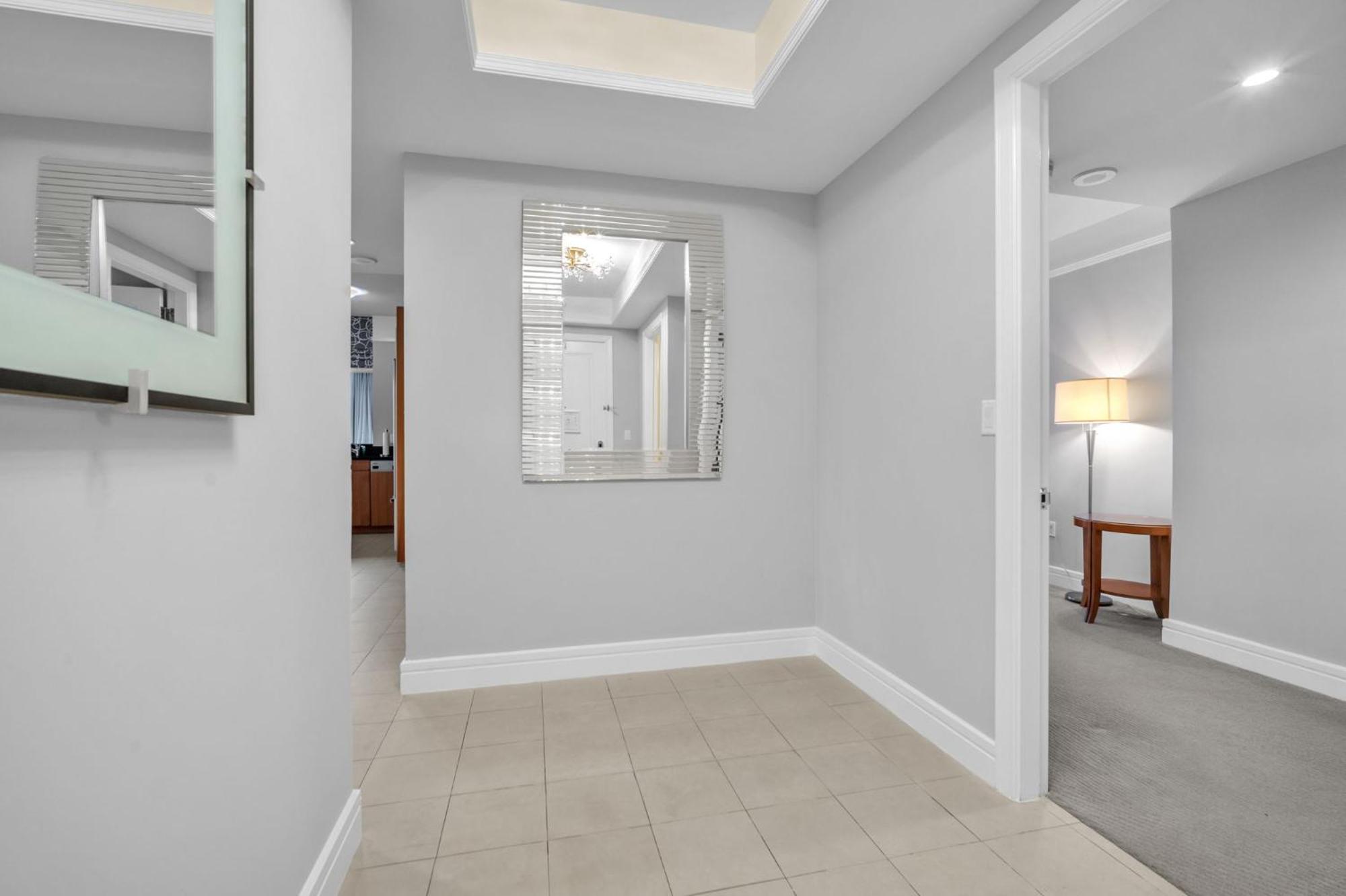 2 Bedroom Or King Four Seasons Free Wi-fi & Free Parking *